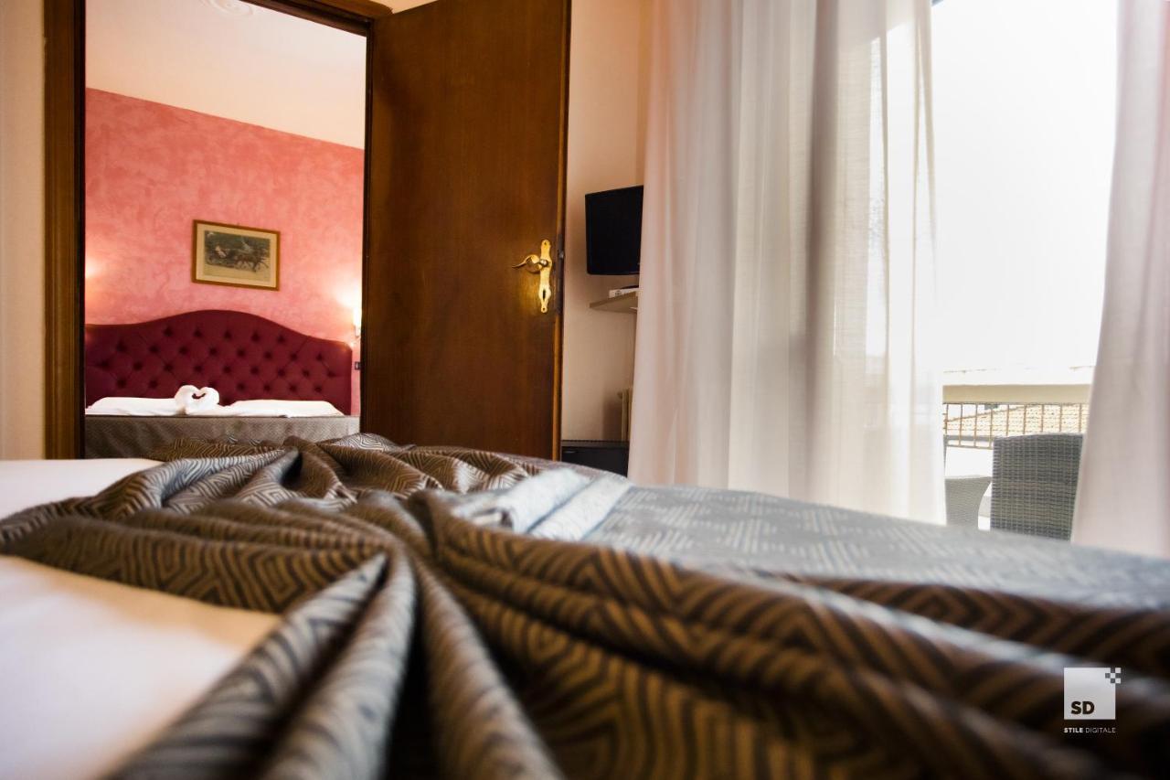 Hotel La Pace Pisa Exterior photo